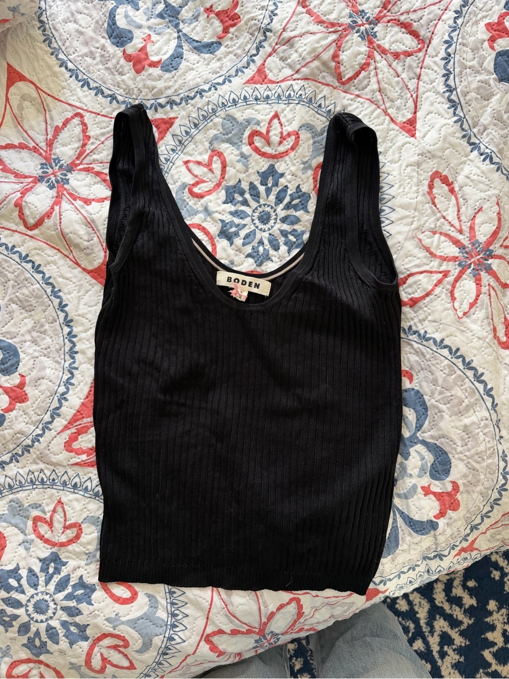 Boden Black Ribbed Shell top